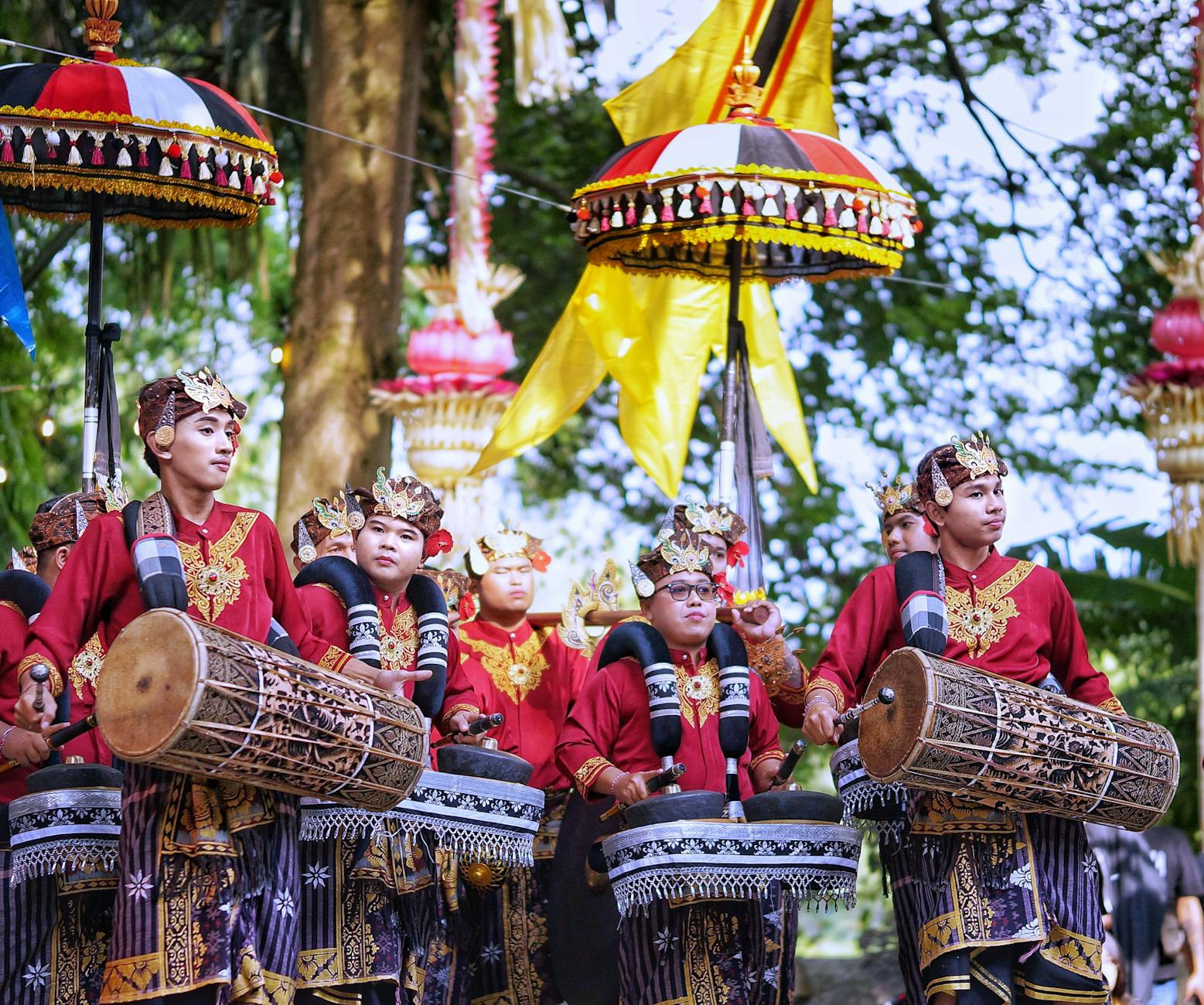 Uluwatu Temple on clifftop