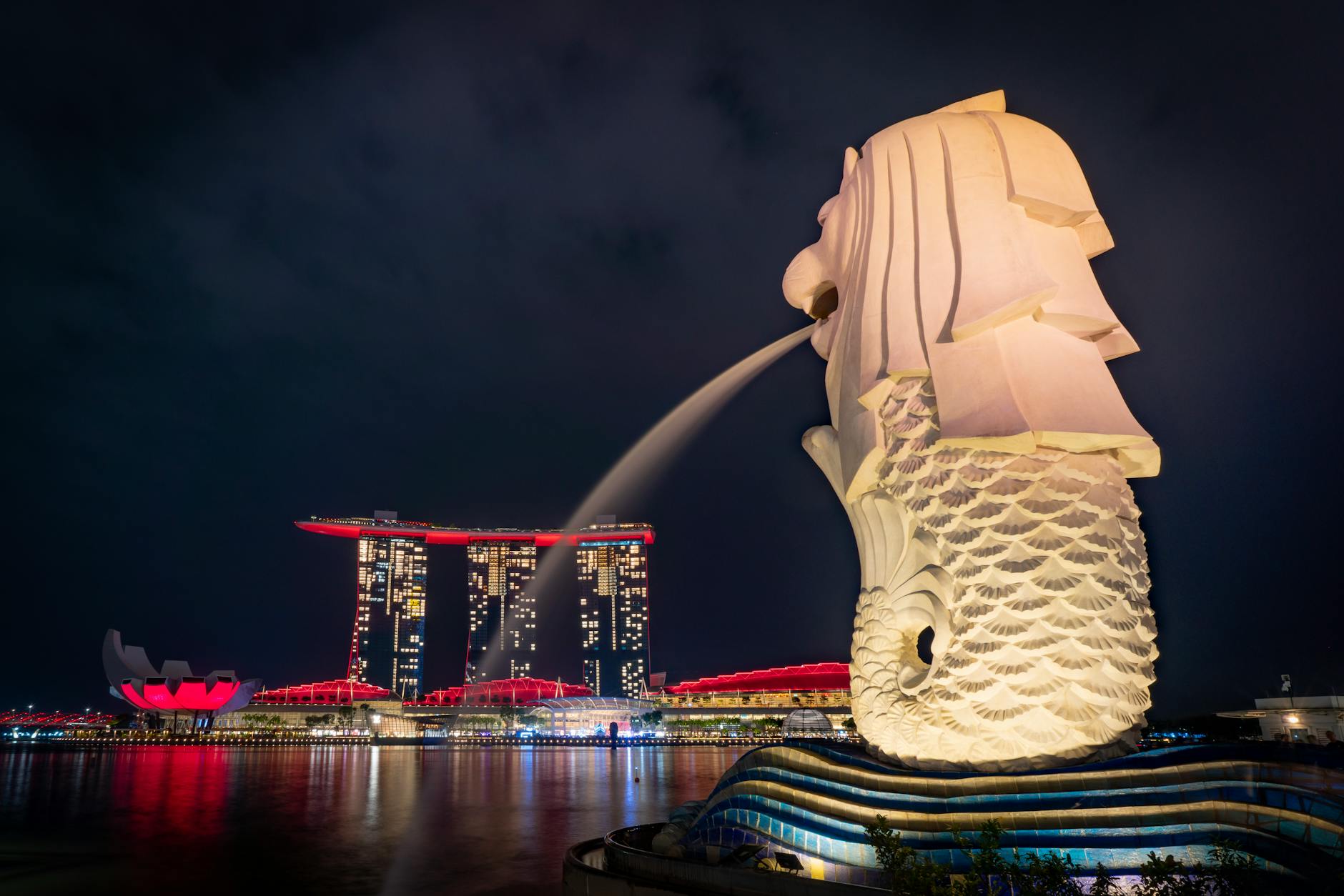 Merlion and Marina Bay Sands
